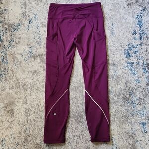 Lululemon Women's Size 6 Workout Leggings Reflective Calf Plum‎ Color